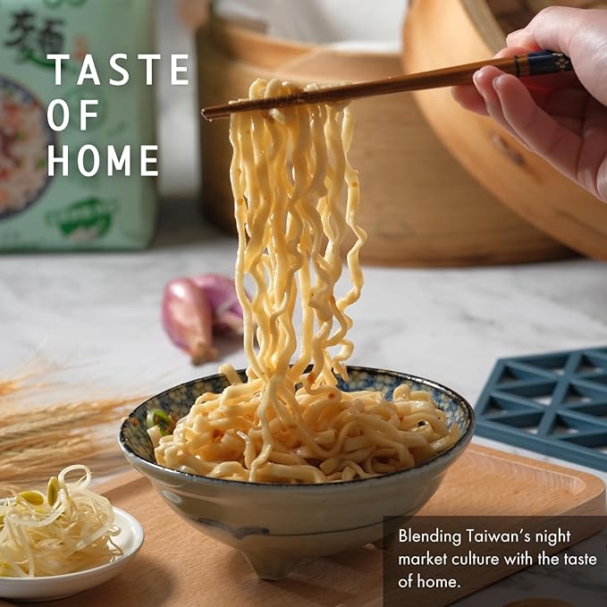 San Nan Taiwan Dry Noodles β Fried Shallots Sauce Flavor with Additional Spicy Sauce, Sun-Dried Instant Noodles - Taiwanese Food, Non-Fried Healthy Noodle, No Preservatives, 4.05 Oz, 4 Count