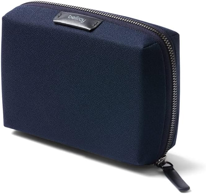 Bellroy Tech Kit Compact (charger, cables, mouse, powerbank, USB keys, dongles) - Navy