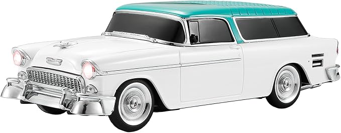 Retro car-shaped Bluetooth speaker, high-definition sound quality, TWS pairing, multiple interface outputs, truck model Bluetooth speaker, suitable for desktop decoration, parties, beach (WHITE)