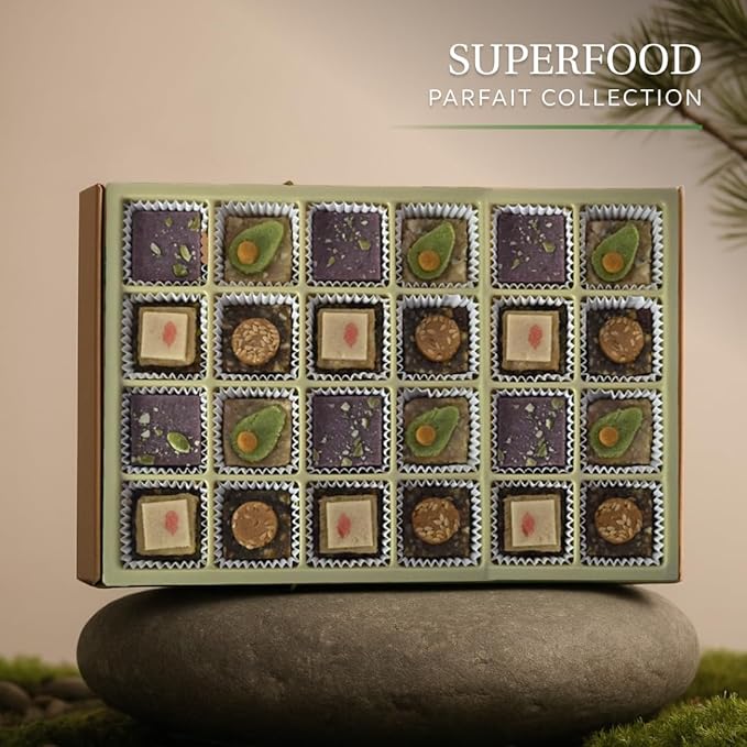 Laumière Gourmet Fruits - Superfood Parfait Collection - Rectangle (24 Pcs) - Premium Gift Baskets for Adults - Healthy Gift Basket - Dried Fruit Gift Basket - No Added Cane Sugar - Fruit Basket Gift