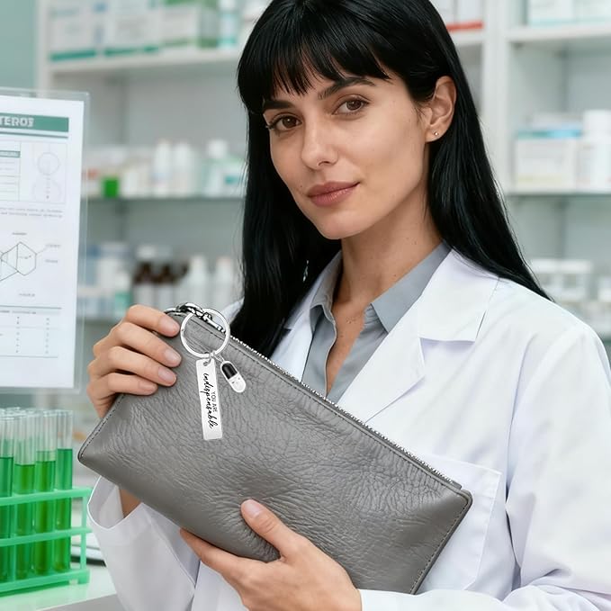10pcs Pharmacy Technician Week Gifts for Pharmacist, Cute Funny Pharmacy technician Keychains Accessories, Pharmacy Tech Gifts for Women Men Medical Workers